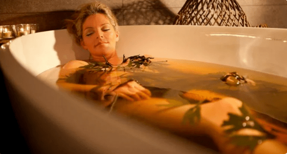 Baignoires de guérison pour la cystite